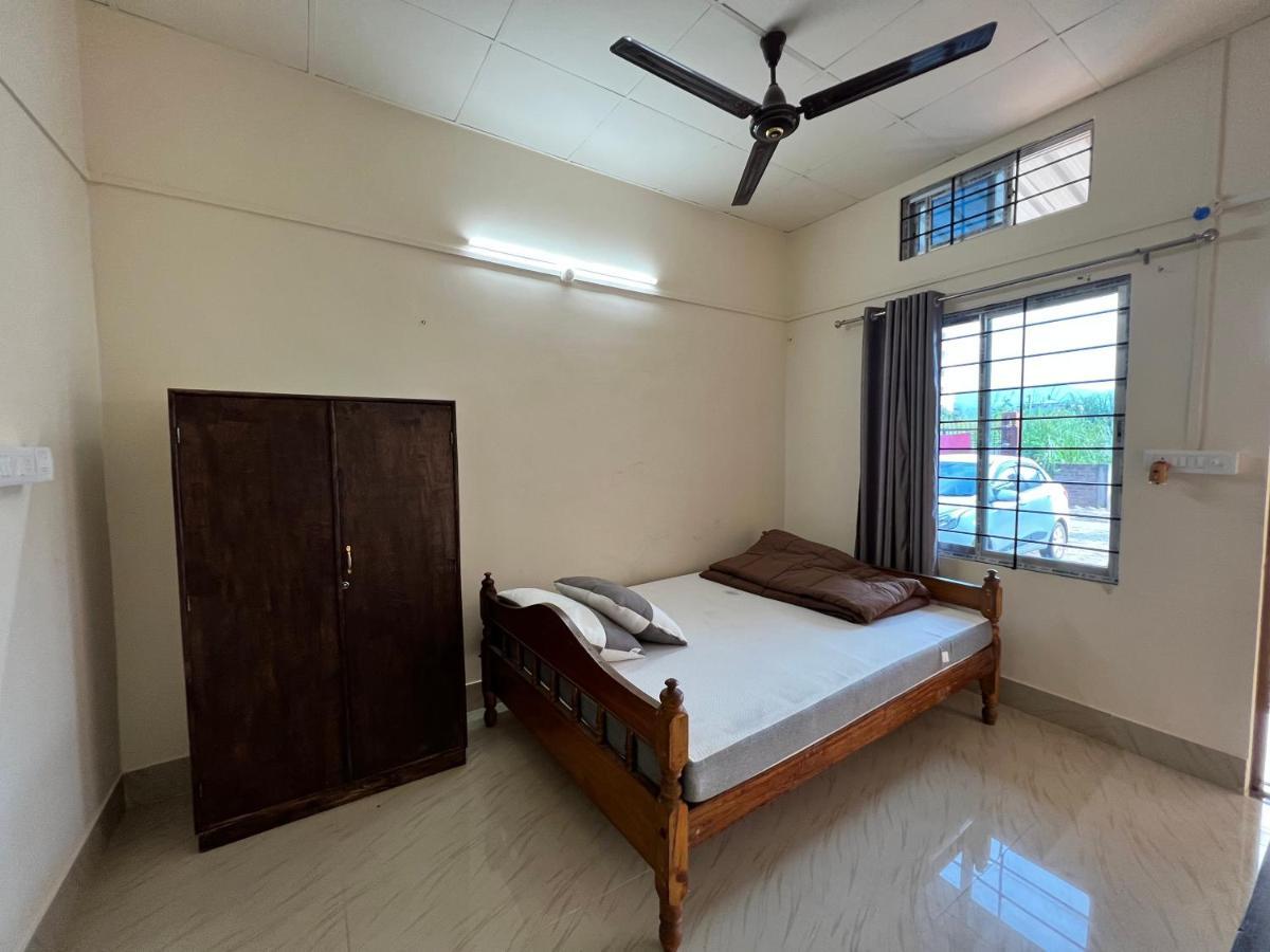 Atithya Lodge Guwahati Exteriör bild