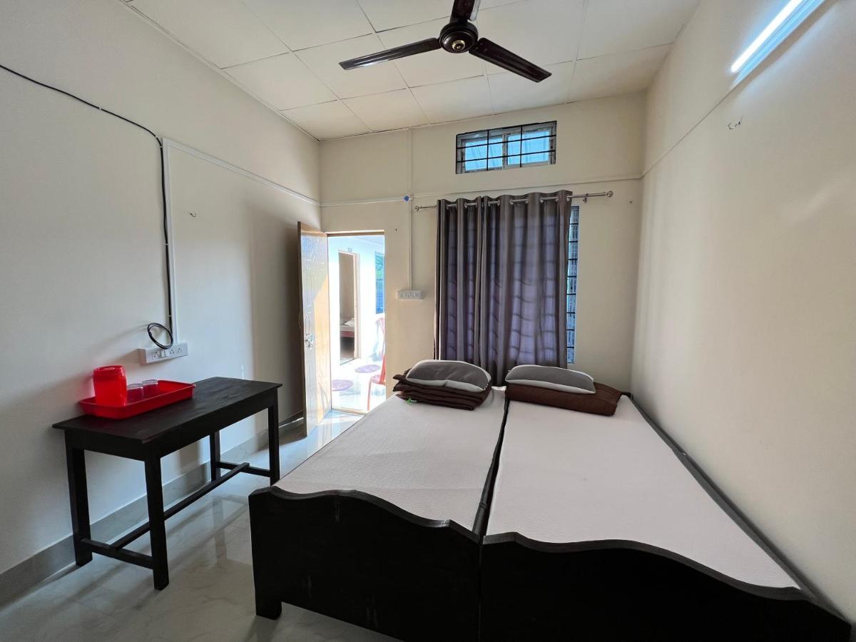 Atithya Lodge Guwahati Exteriör bild